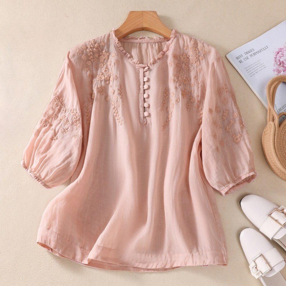 Sorelia – Bluse i bomullsvoile med broderte skuldre