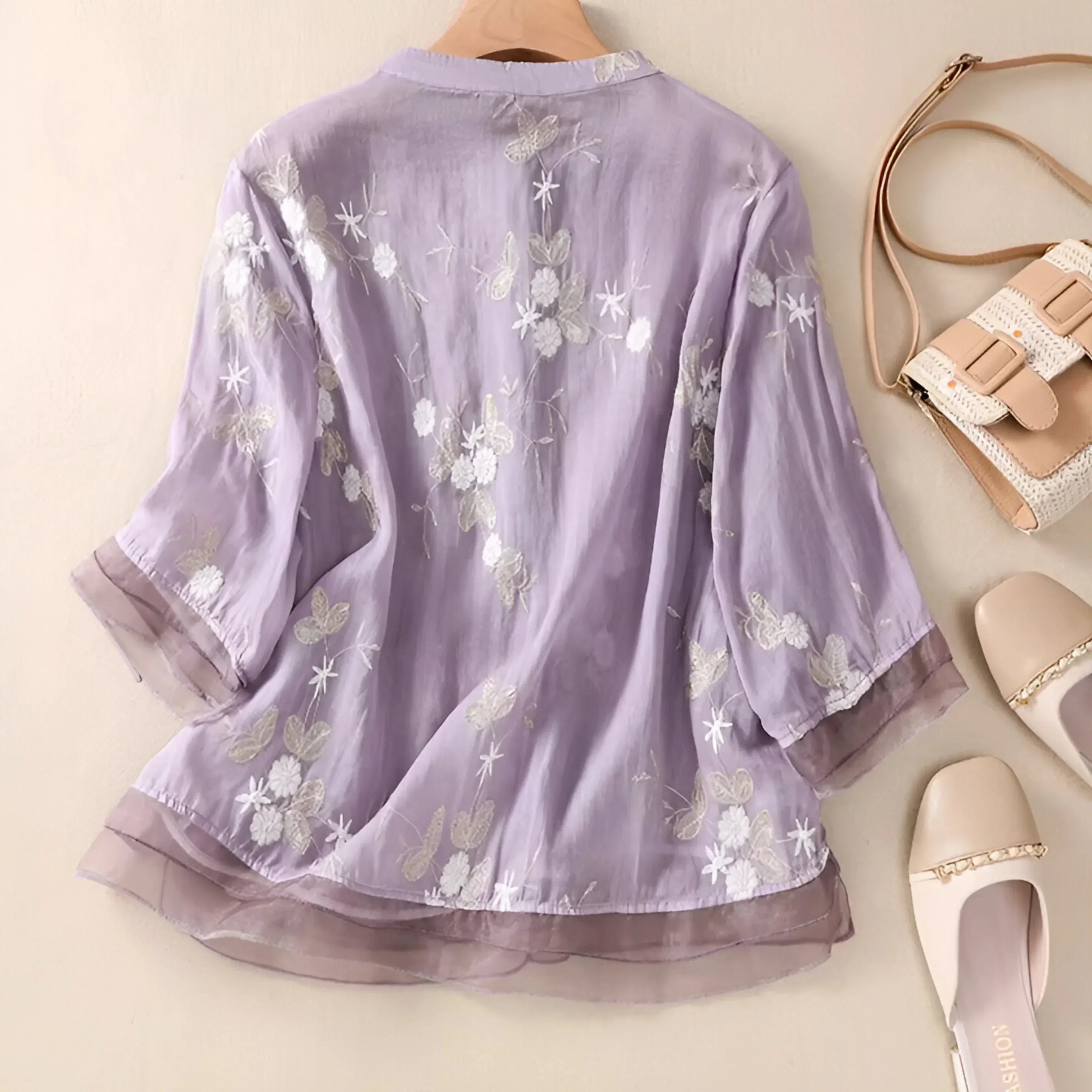 Malin | Bluse med broderte blomster